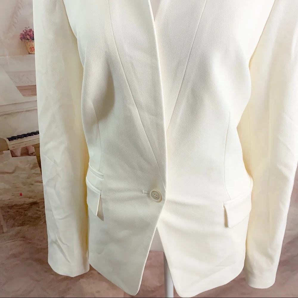 SOLD NEW Talbots FEMININE Stand Collar Button Front In off White - Picture 4 of 10
